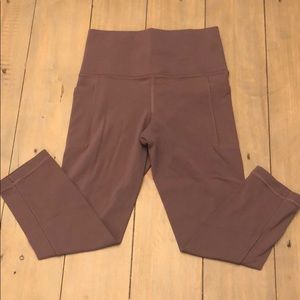 Athleta Salutation Stash Pocket Capri